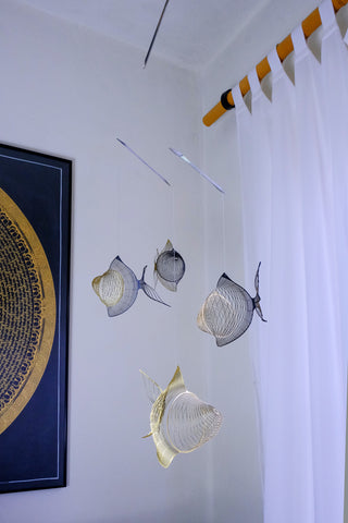 Fish Hanging Mobile – 4-Part Brass & Black Kinetic Metal Fish Decor